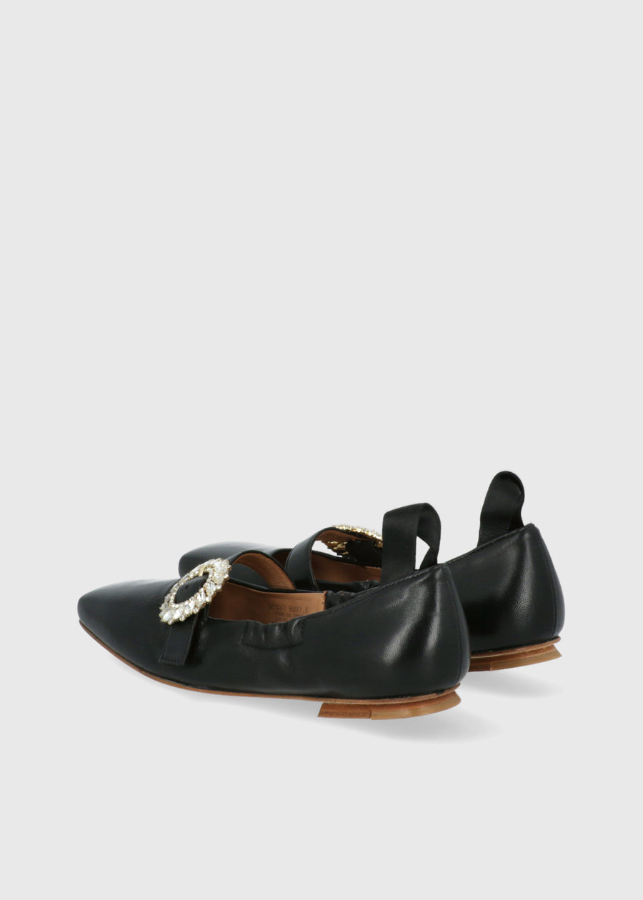 Magnanni Flats MGN-ZD26237