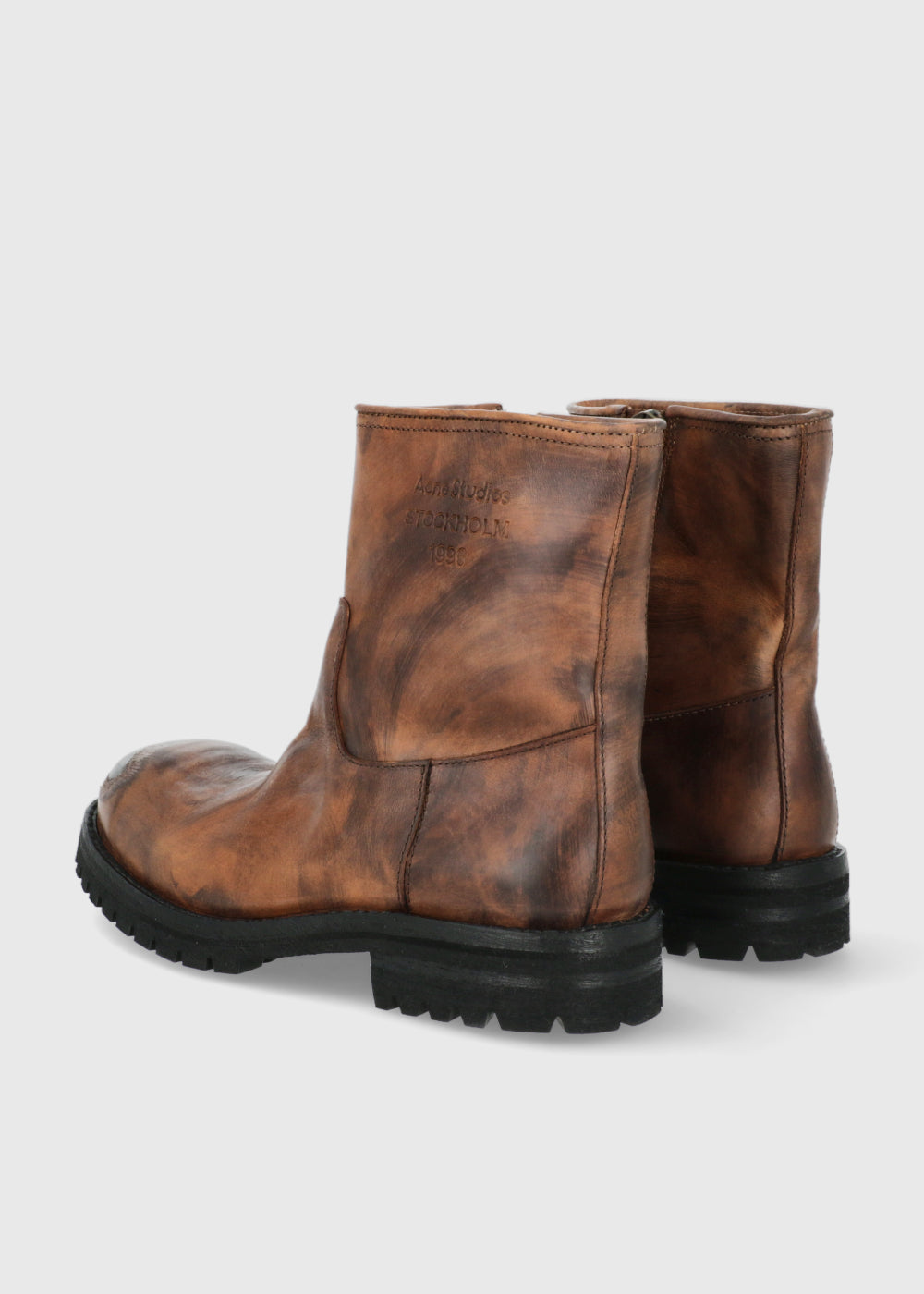 Acne Studios Botas Desgastada CNS-BD0337