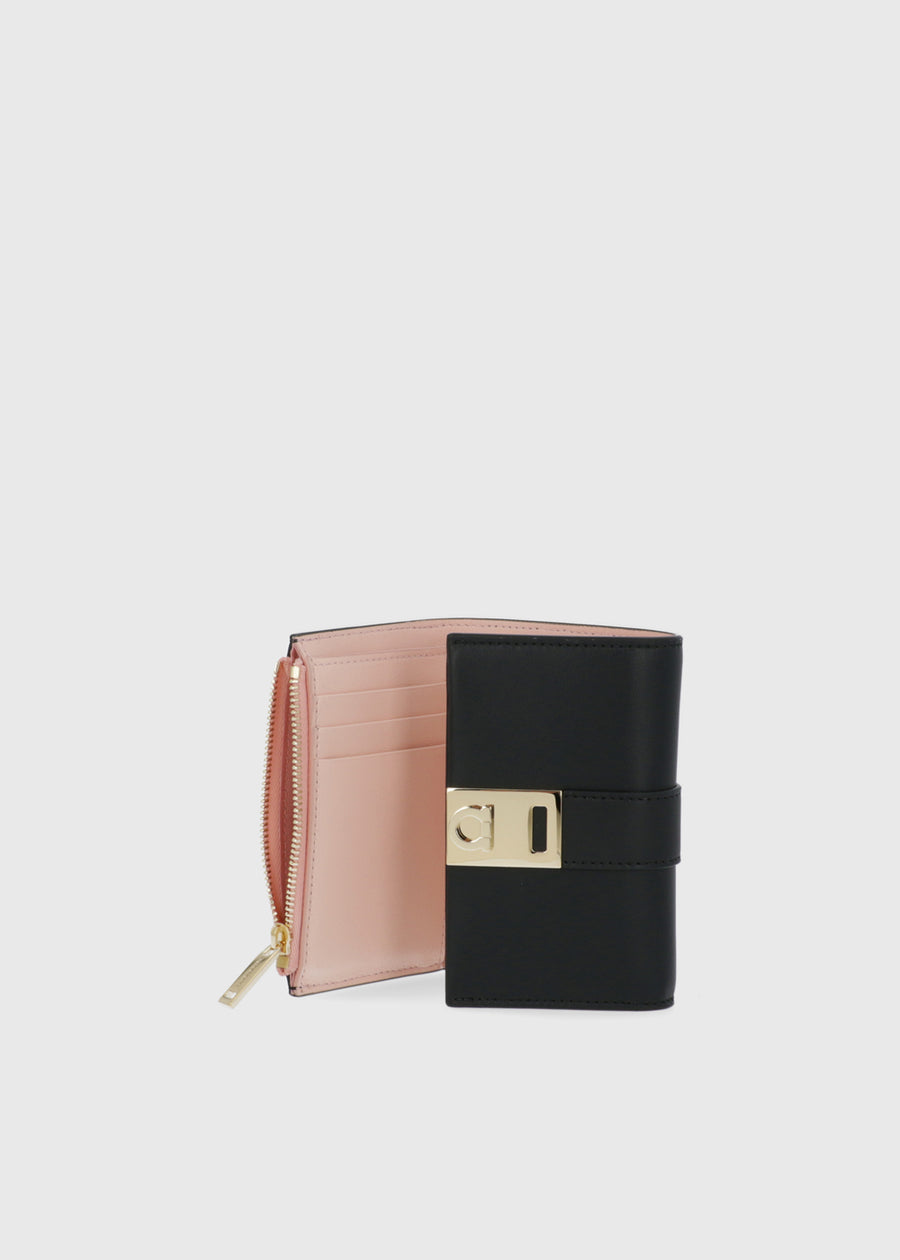 Ferragamo Tarjetero Gancini   FRG-220630