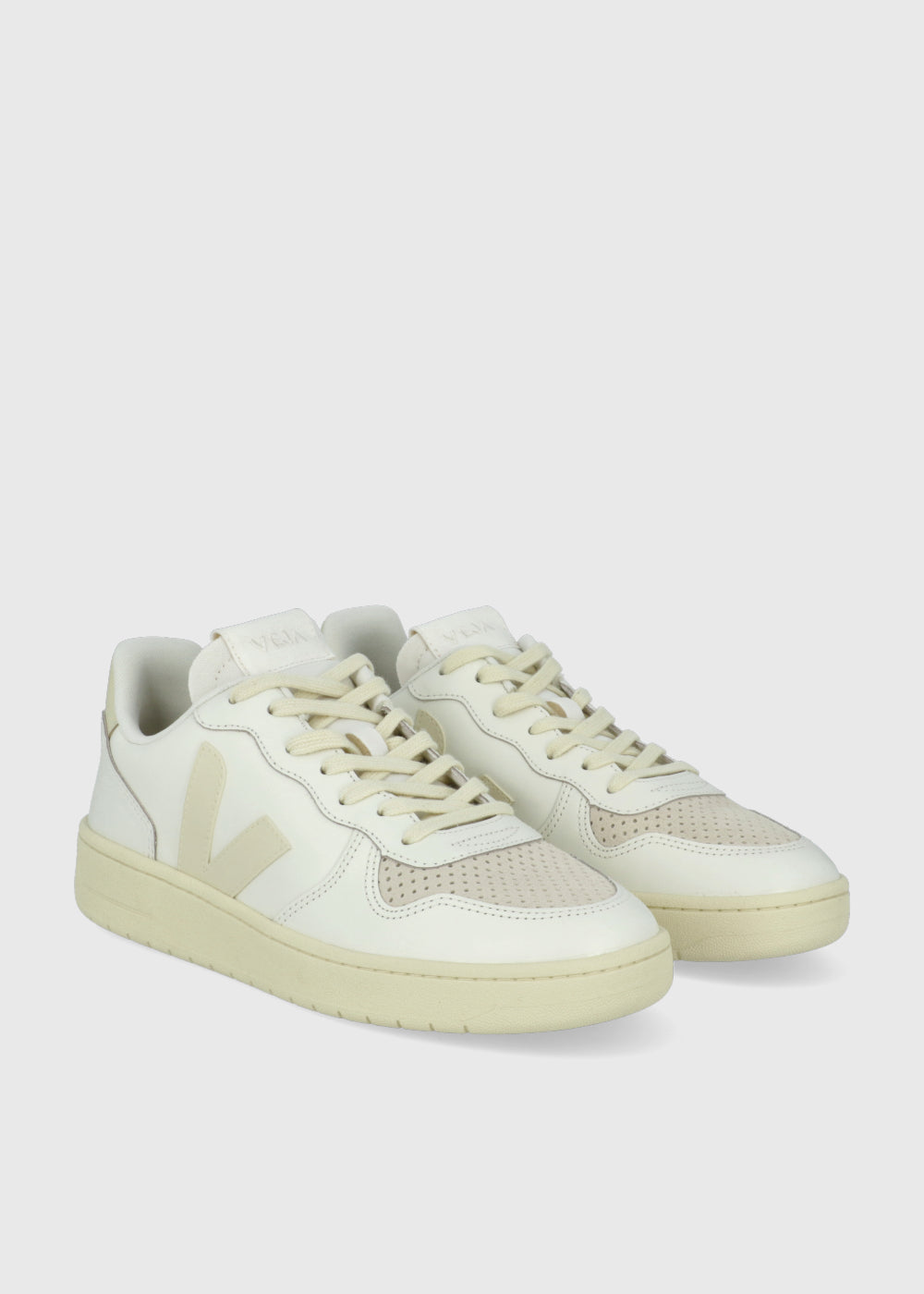 Veja Sneakers V-10 ChromeFree VJA-ZCV10